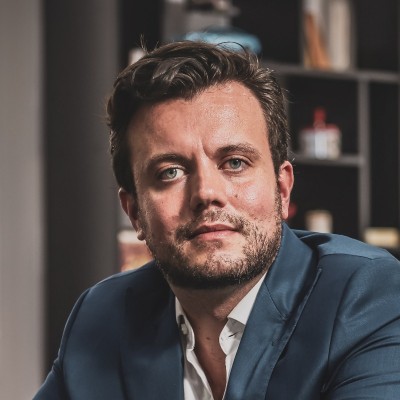 Victor Viana · Chief Operating Officer (COO) do Grupo Amazonas